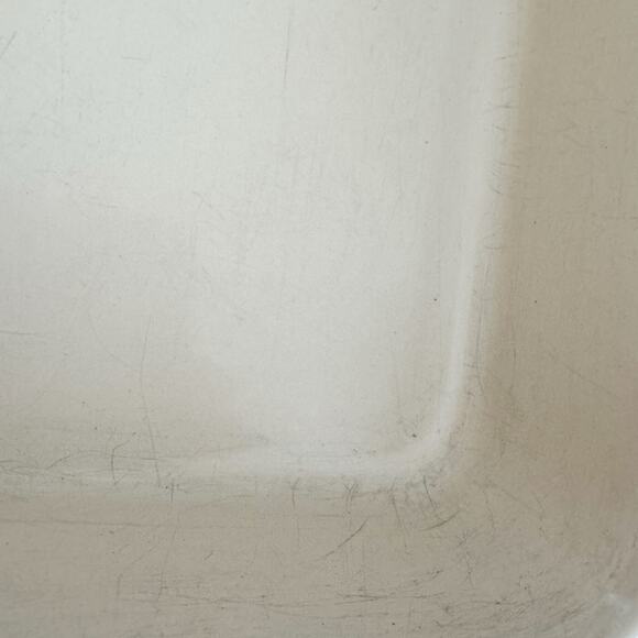 Le Creuset Red Stonewear 12.75” x 10.5” Caserole Pan - Picture 12 of 13